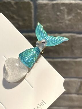 Aqua Mermaid Tail Hair Clip